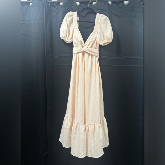 tan beige dress Beige Off-shoulder Floral Dress M main image 0